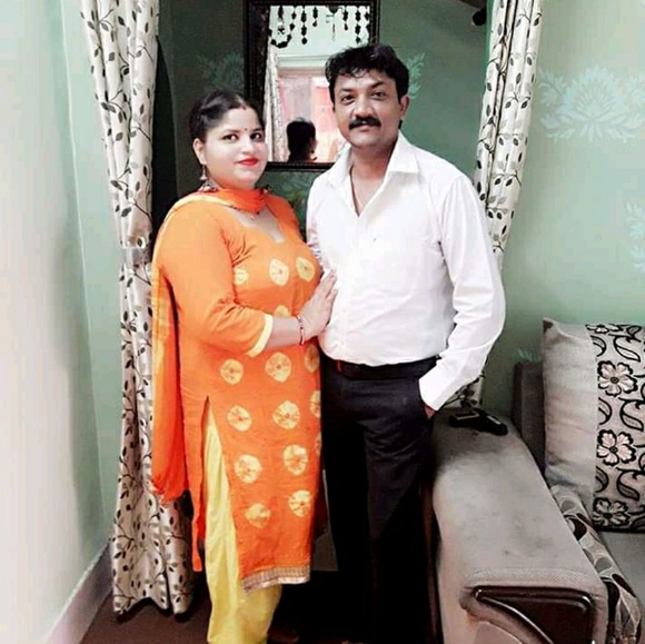 Meet your Posher, Renu - Picture 1 of 1